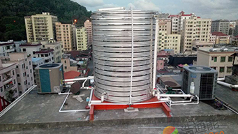 深圳宝安福惠商务宾馆-美的5P5吨空气能热水工程